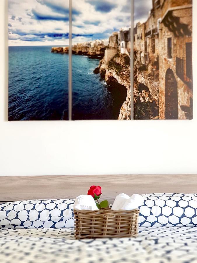 Pausa Mare Apartment Поліньяно-а-Маре Екстер'єр фото